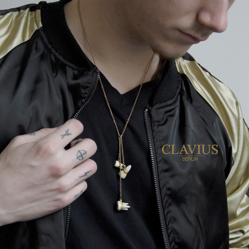 Halskette mit drei Zähnen (Bemalt) - Clavius Jewelry
