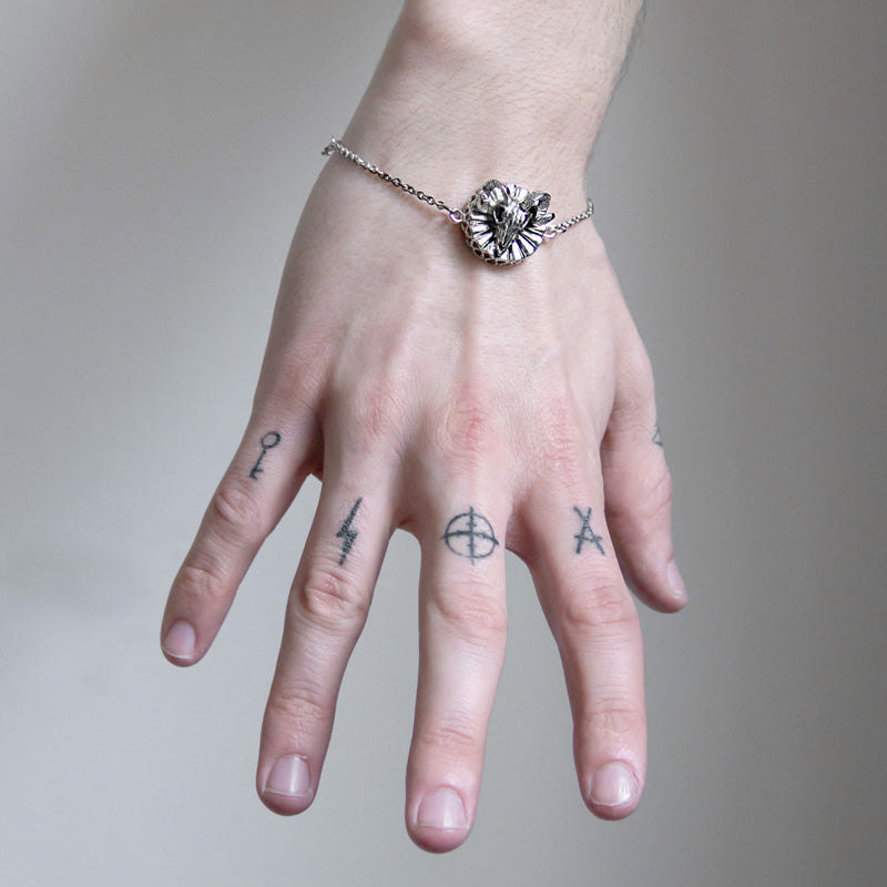 Zikusziege an Kette Armband - Clavius Jewelry